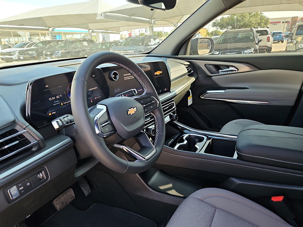 Thumbnail: 2026 Chevrolet Traverse - 2