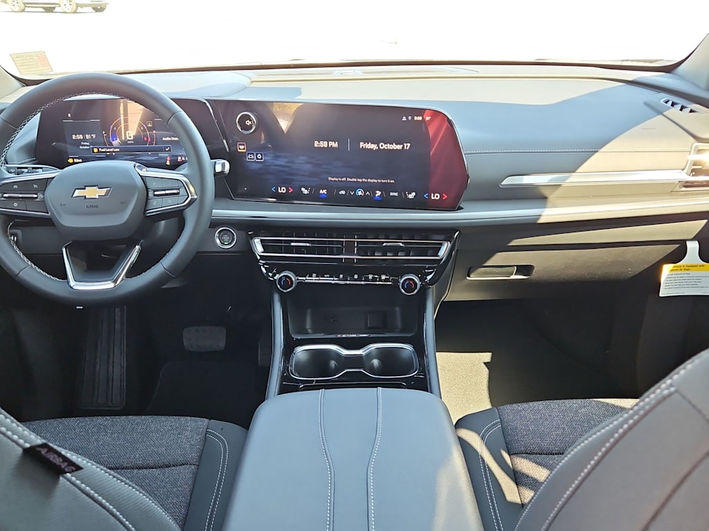 Thumbnail: 2026 Chevrolet Traverse - 9