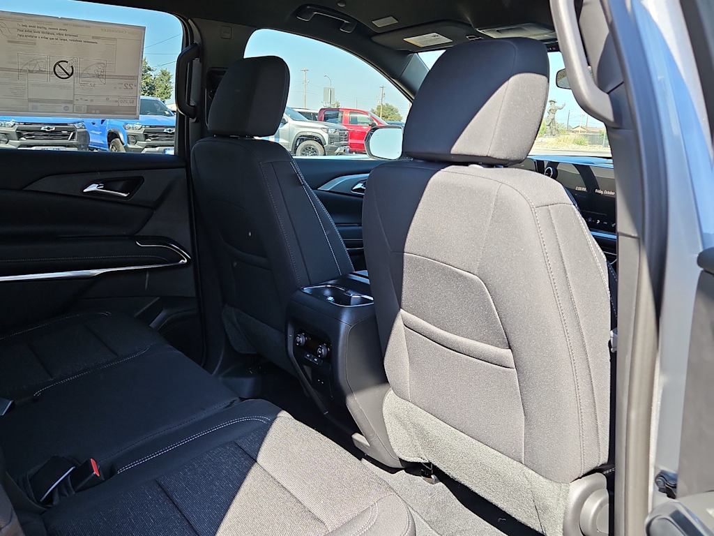 Thumbnail: 2026 Chevrolet Traverse - 22