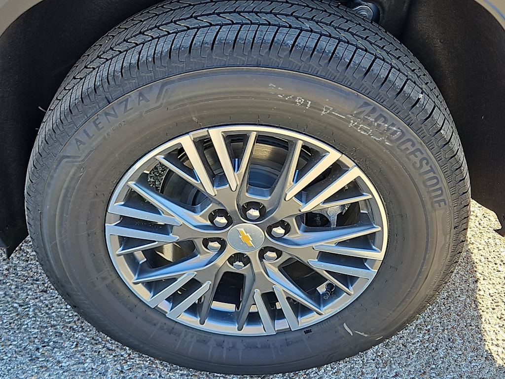 Thumbnail: 2026 Chevrolet Traverse - 8