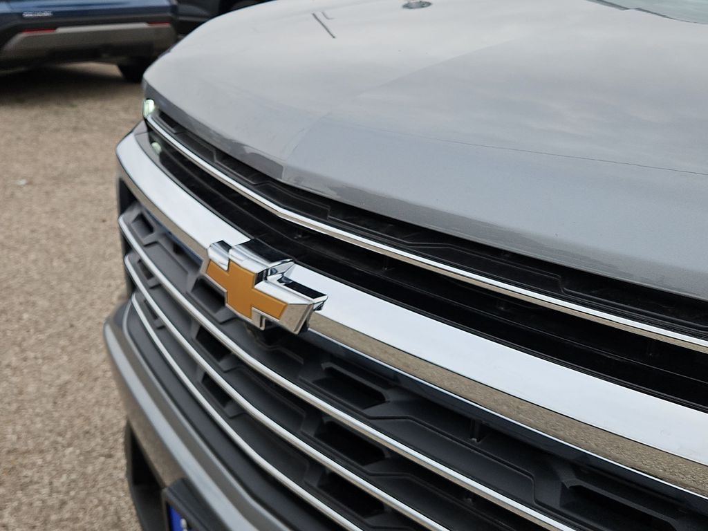 Thumbnail: 2026 Chevrolet Traverse - 22