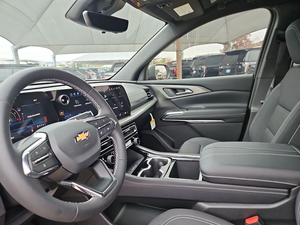 Thumbnail: 2026 Chevrolet Traverse - 2