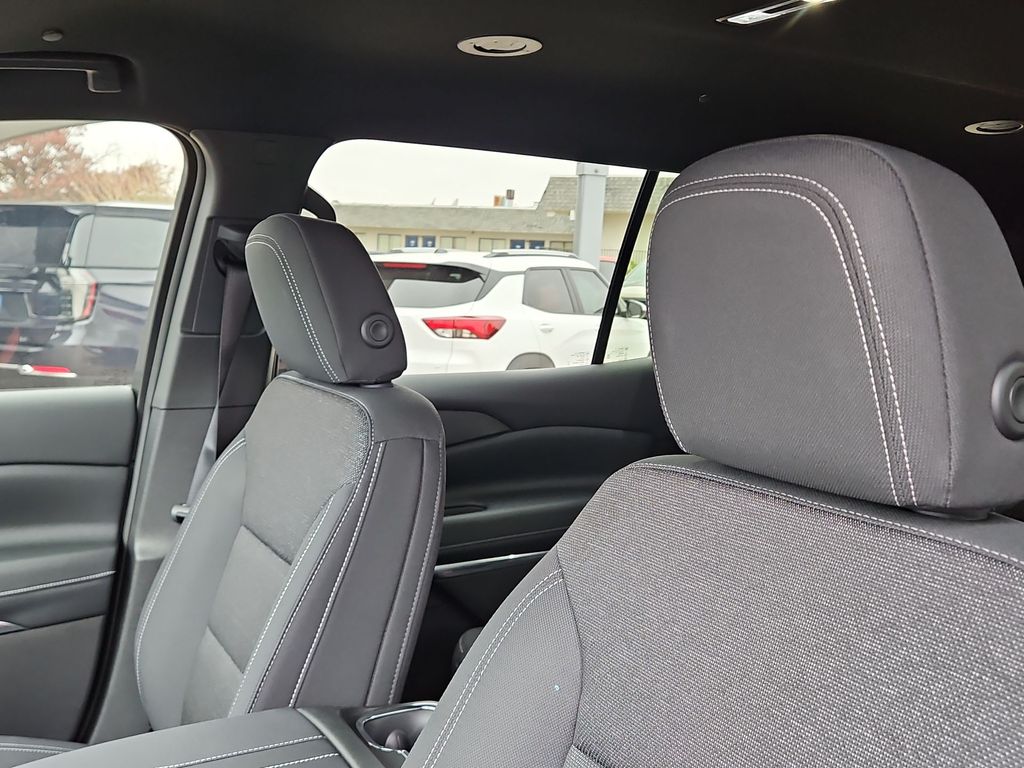 Thumbnail: 2026 Chevrolet Traverse - 11