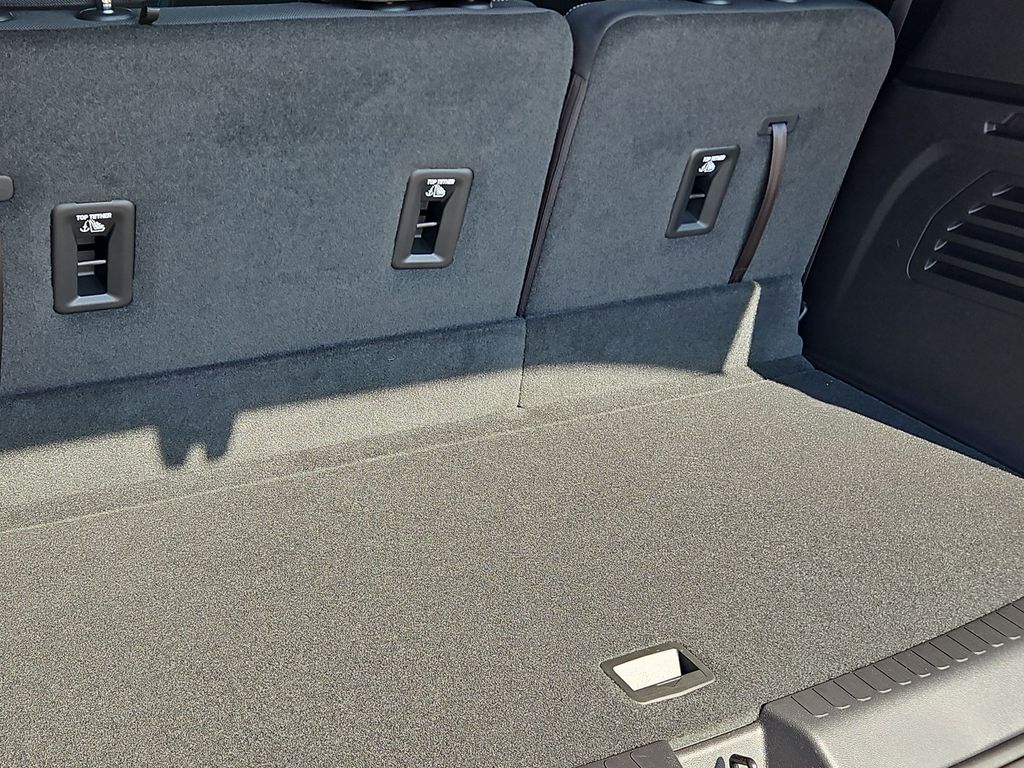 Thumbnail: 2026 Chevrolet Traverse - 15