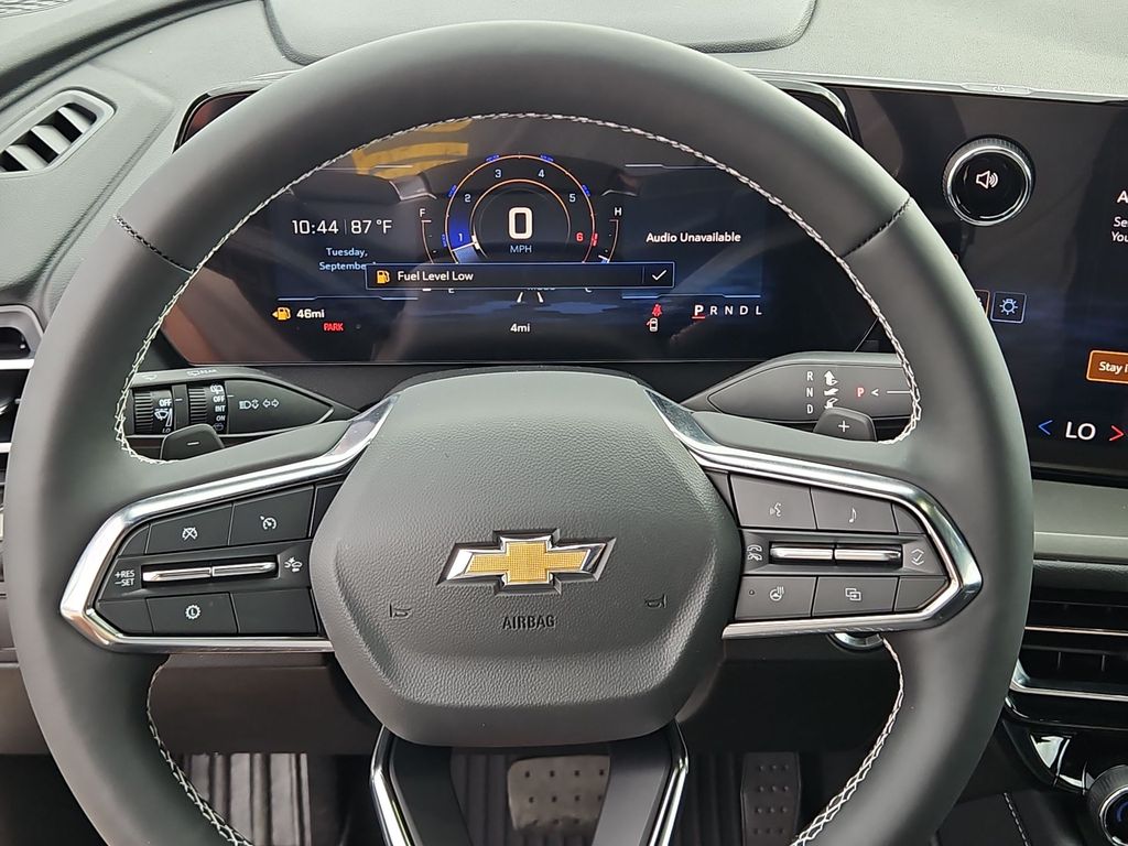 Thumbnail: 2027 Chevrolet Traverse - 9