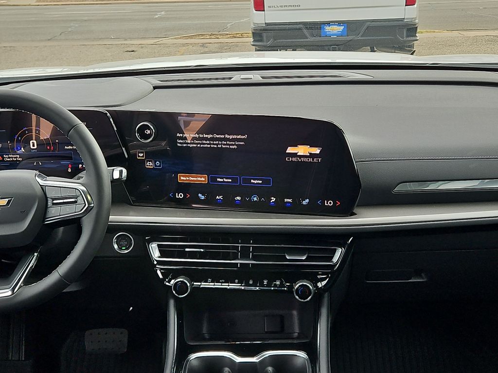 Thumbnail: 2027 Chevrolet Traverse - 12