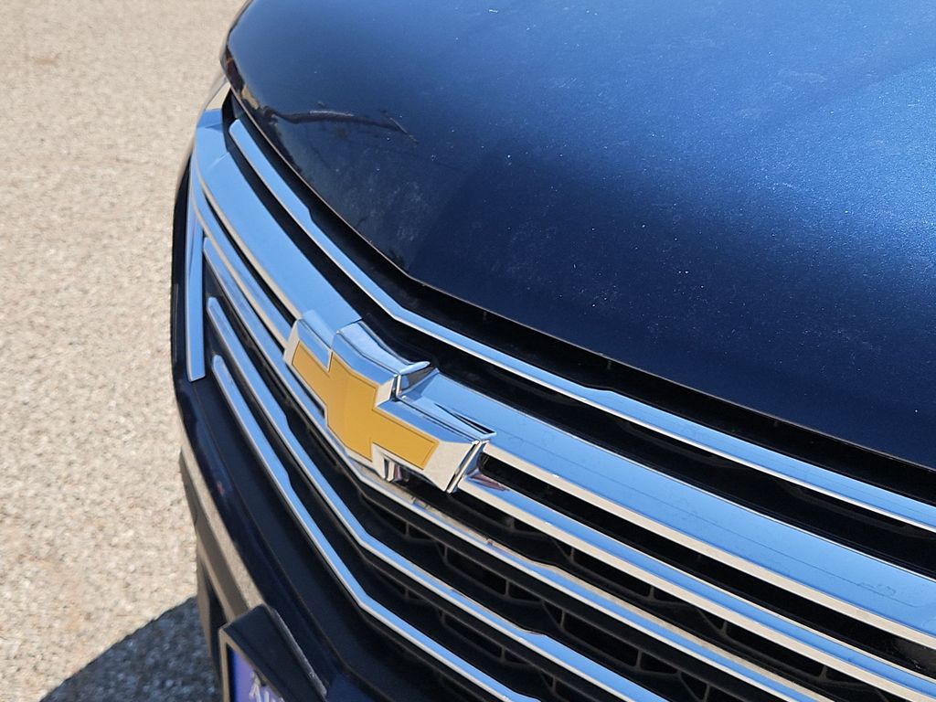 Thumbnail: 2023 Chevrolet Traverse - 20