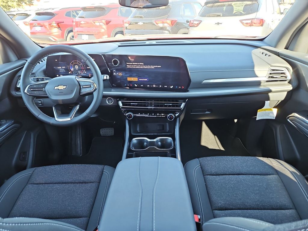 Thumbnail: 2025 Chevrolet Traverse - 9