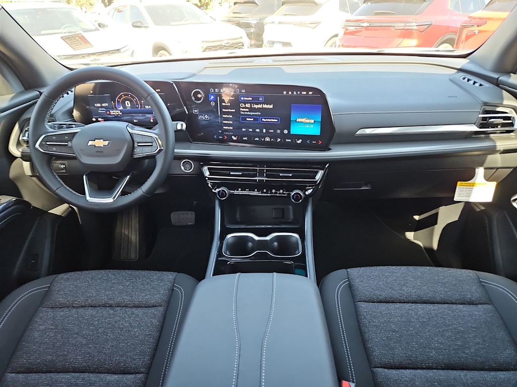 Thumbnail: 2025 Chevrolet Traverse - 10