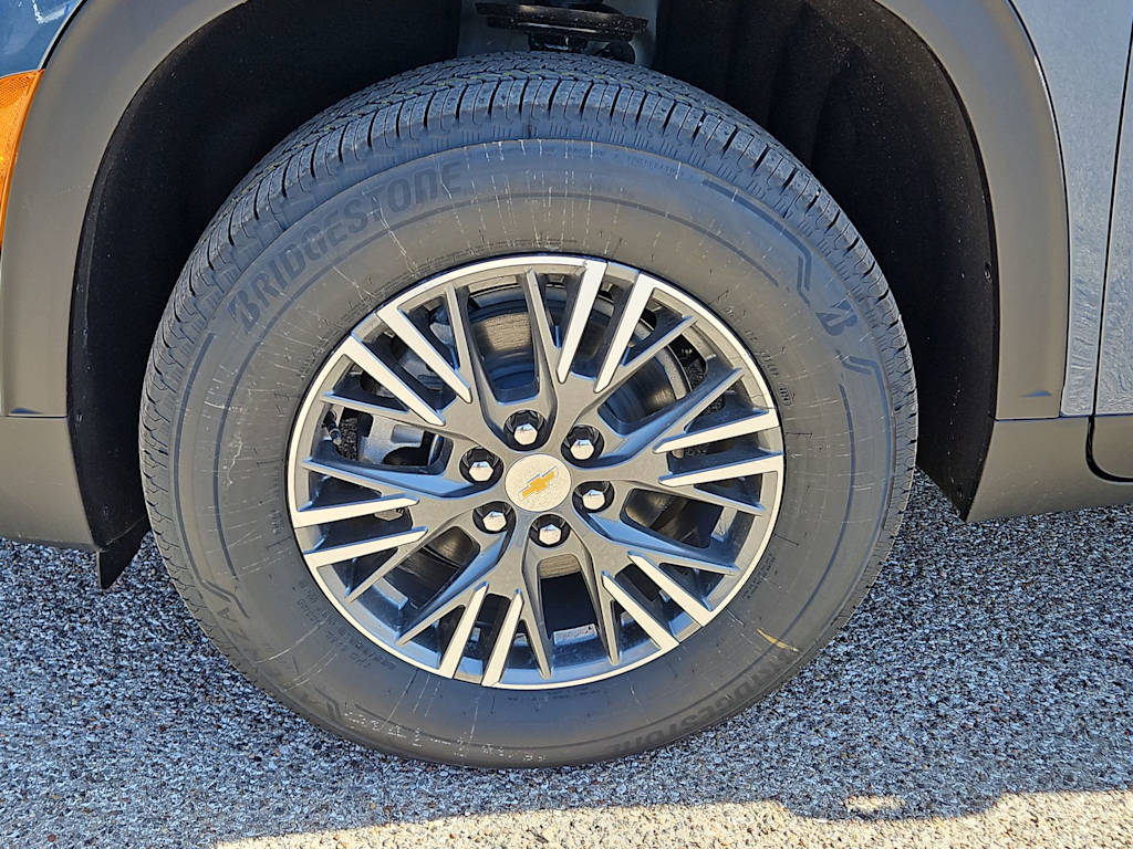 Thumbnail: 2025 Chevrolet Traverse - 8