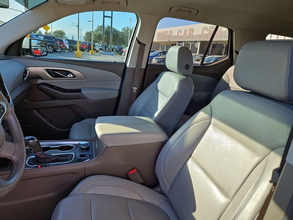 Thumbnail: 2019 Chevrolet Traverse - 9