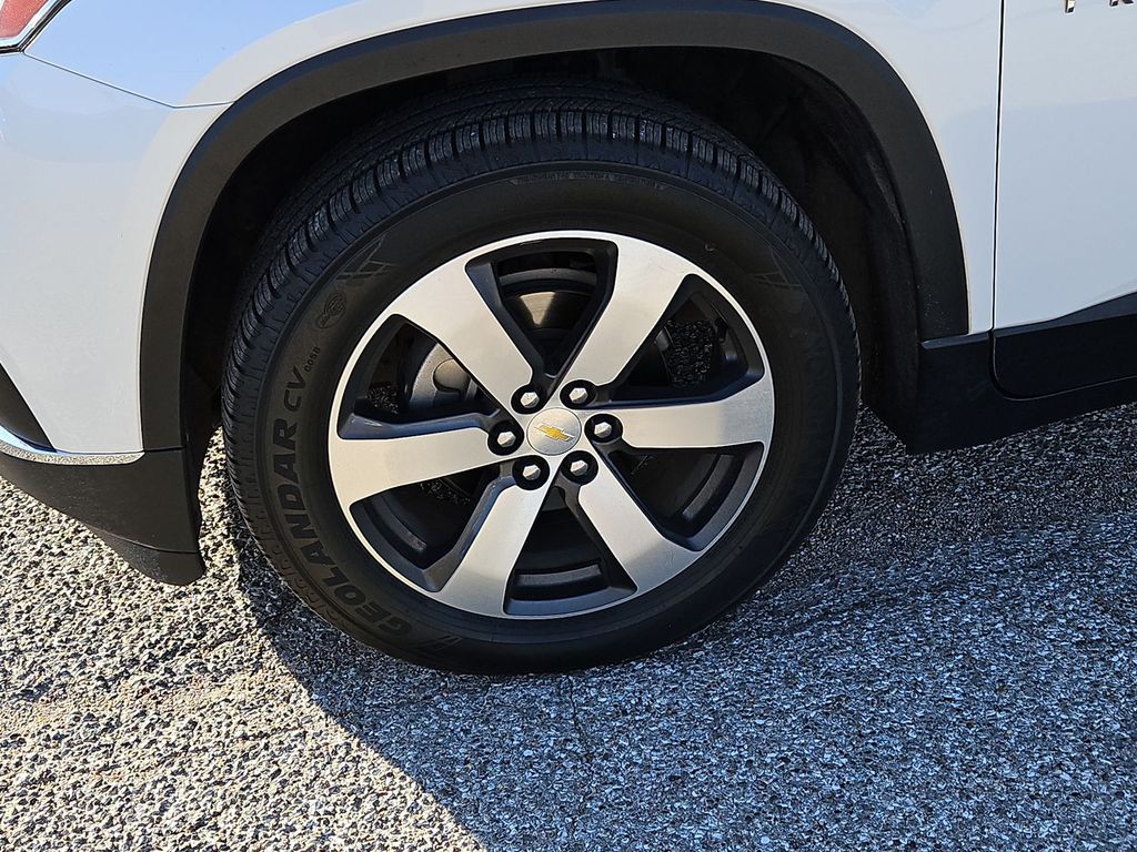 Thumbnail: 2019 Chevrolet Traverse - 7