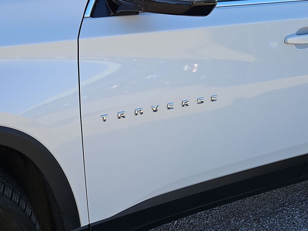 Thumbnail: 2019 Chevrolet Traverse - 6