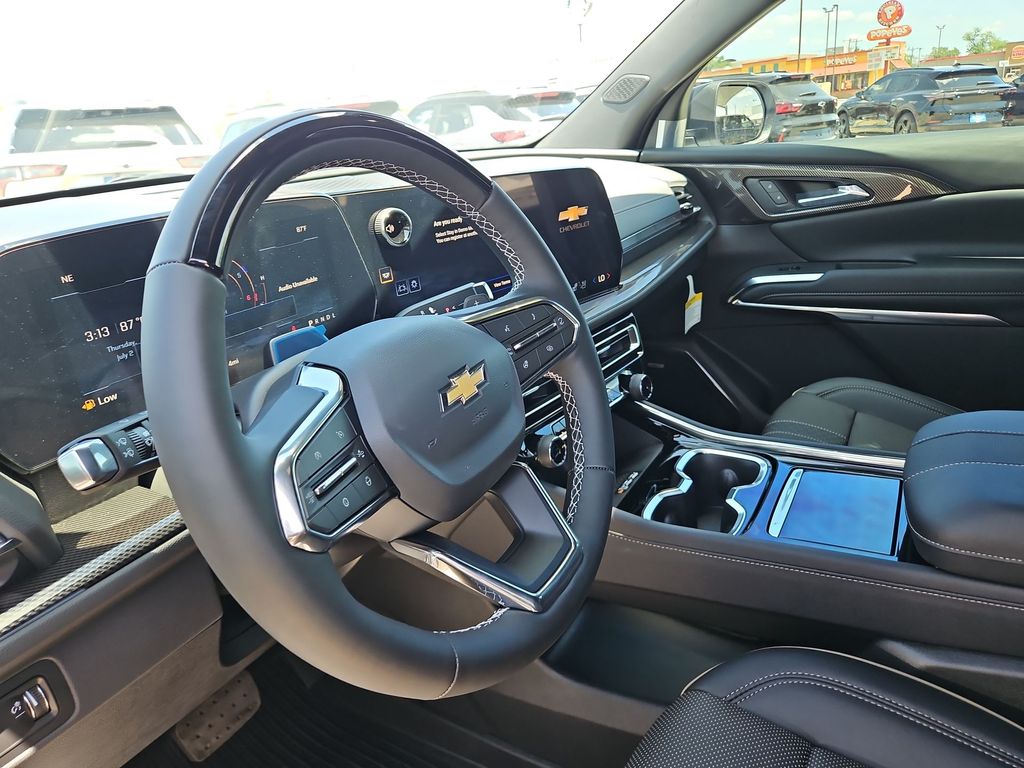 Thumbnail: 2026 Chevrolet Traverse - 2