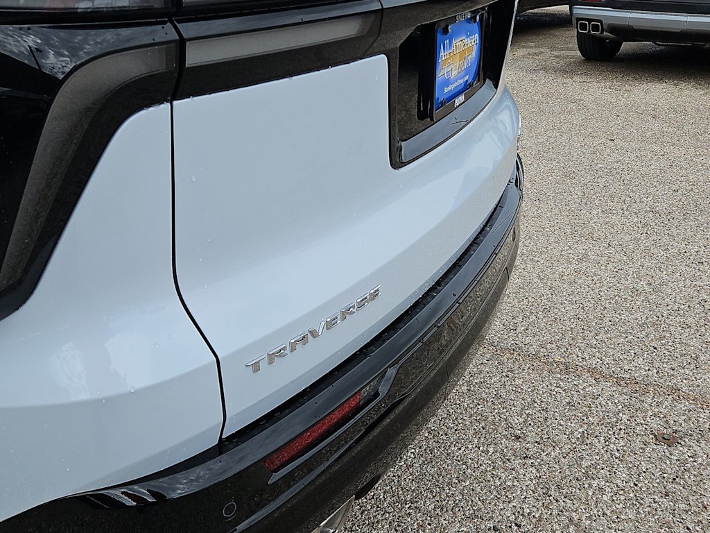 Thumbnail: 2026 Chevrolet Traverse - 10