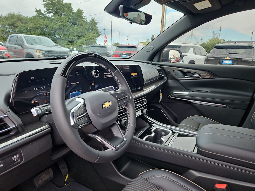 Thumbnail: 2026 Chevrolet Traverse - 2