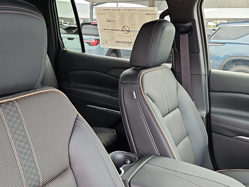 Thumbnail: 2026 Chevrolet Traverse - 11