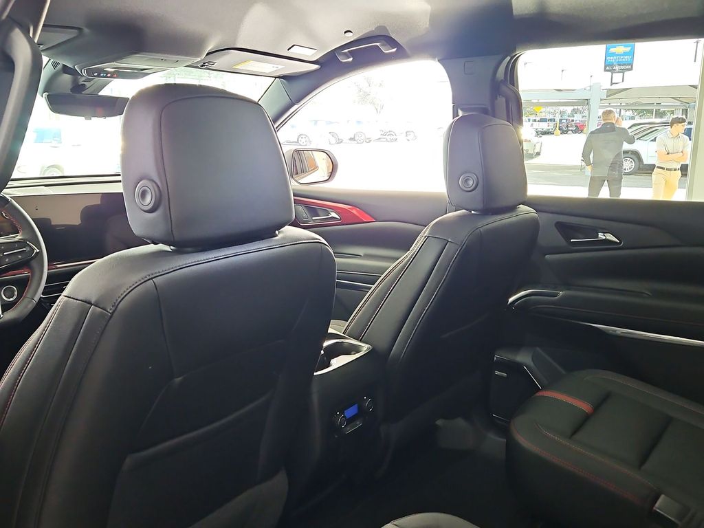 2026 Chevrolet Traverse RS - Photo 8