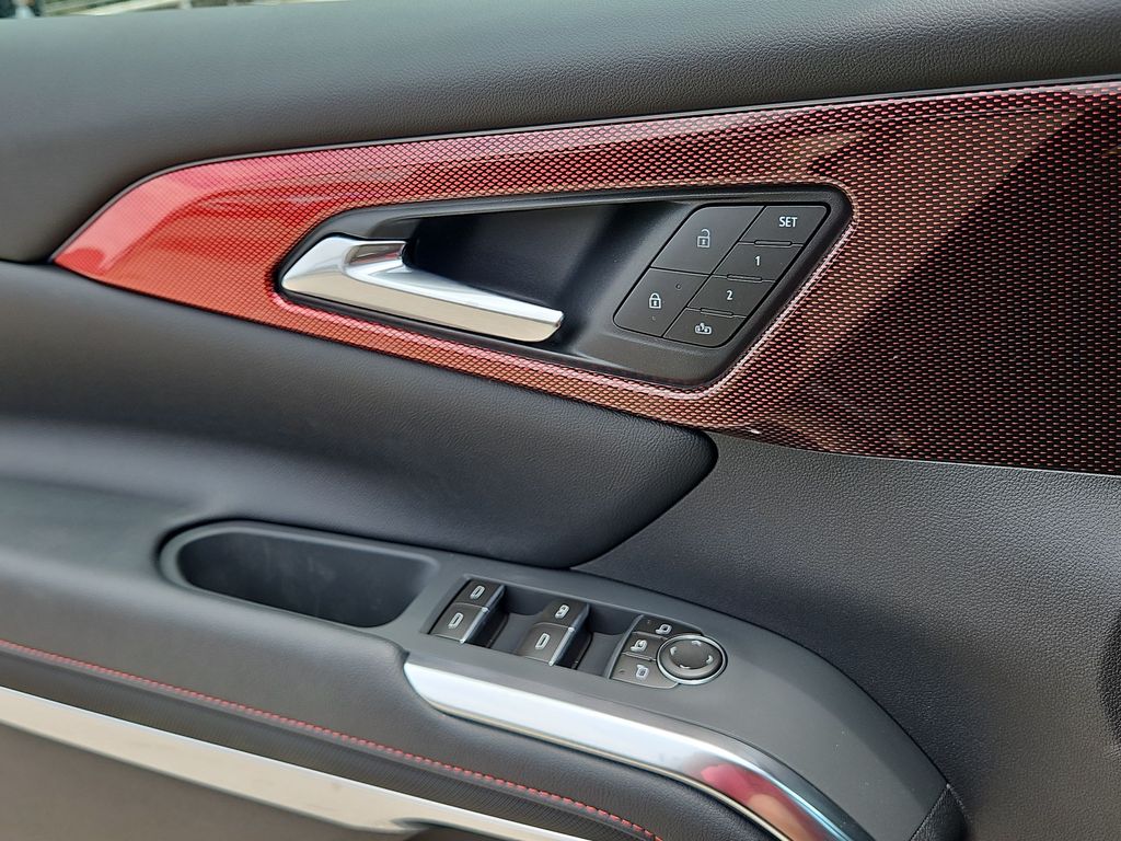 Thumbnail: 2026 Chevrolet Traverse - 24