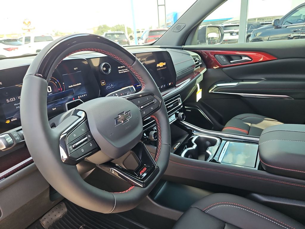 Thumbnail: 2026 Chevrolet Traverse - 2