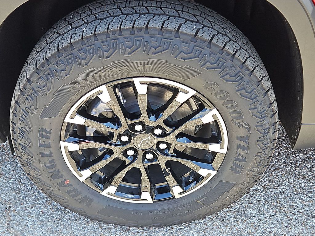 Thumbnail: 2026 Chevrolet Traverse - 8