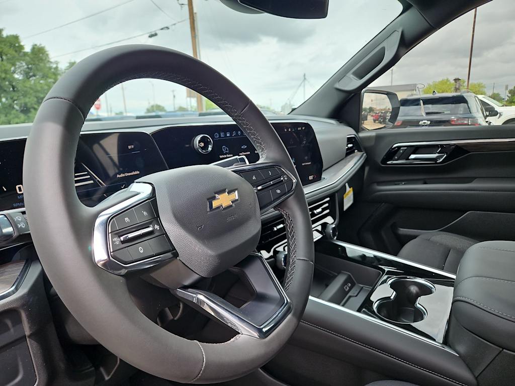 Thumbnail: 2026 Chevrolet Suburban - 2