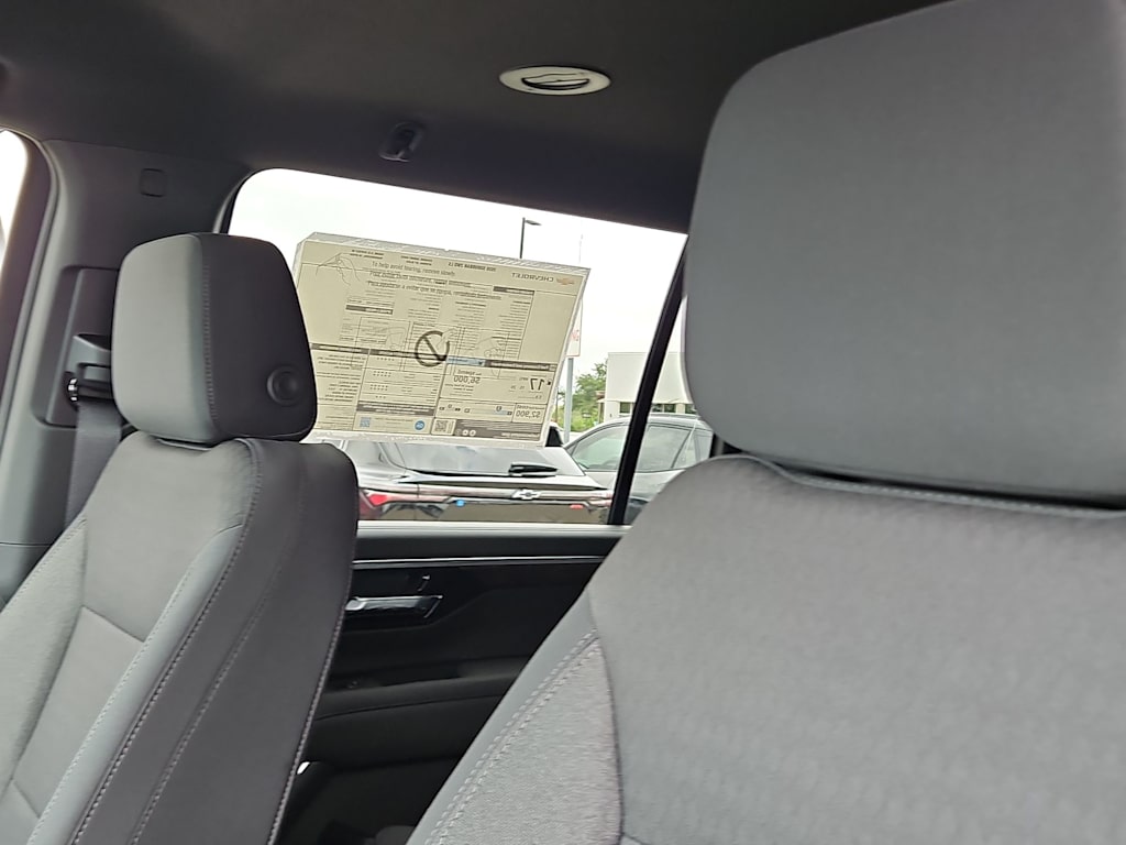 Thumbnail: 2026 Chevrolet Suburban - 9