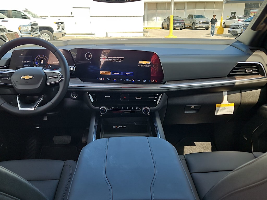 Thumbnail: 2026 Chevrolet Suburban - 9