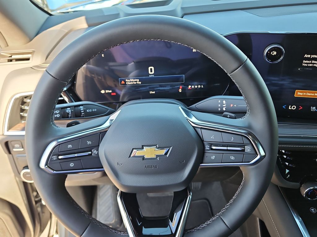 Thumbnail: 2026 Chevrolet Suburban - 9