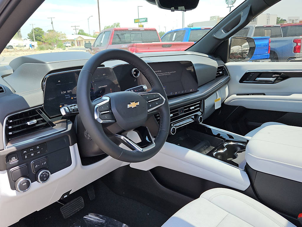 2025 Chevrolet Suburban Premier 2