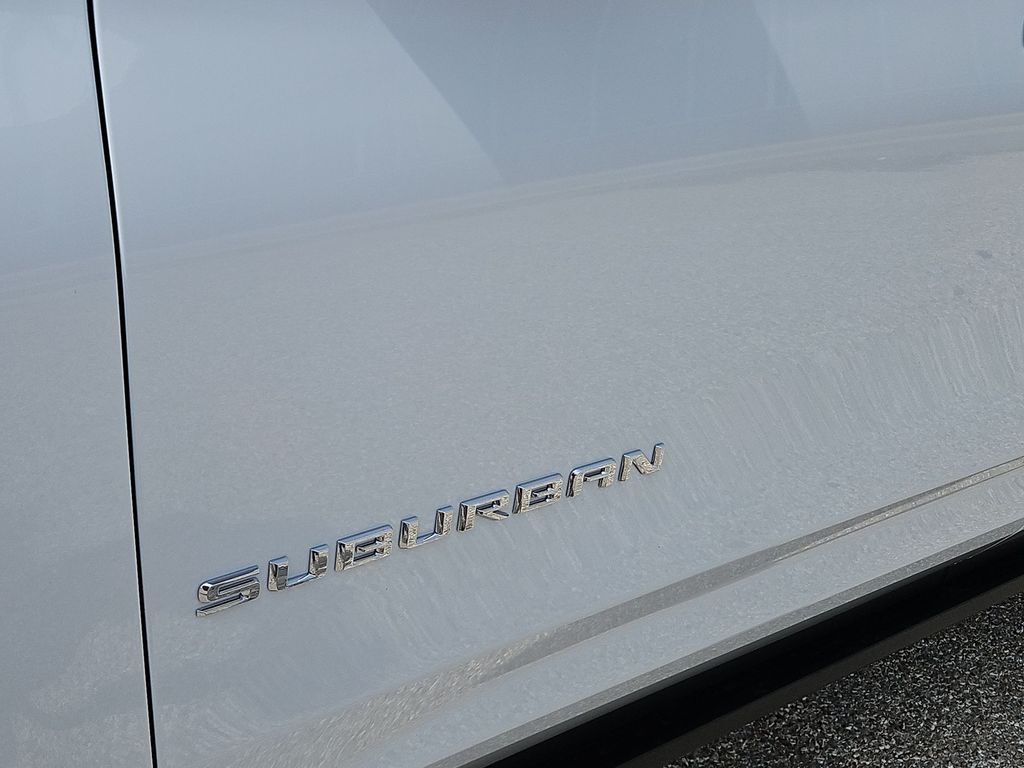Thumbnail: 2026 Chevrolet Suburban - 7