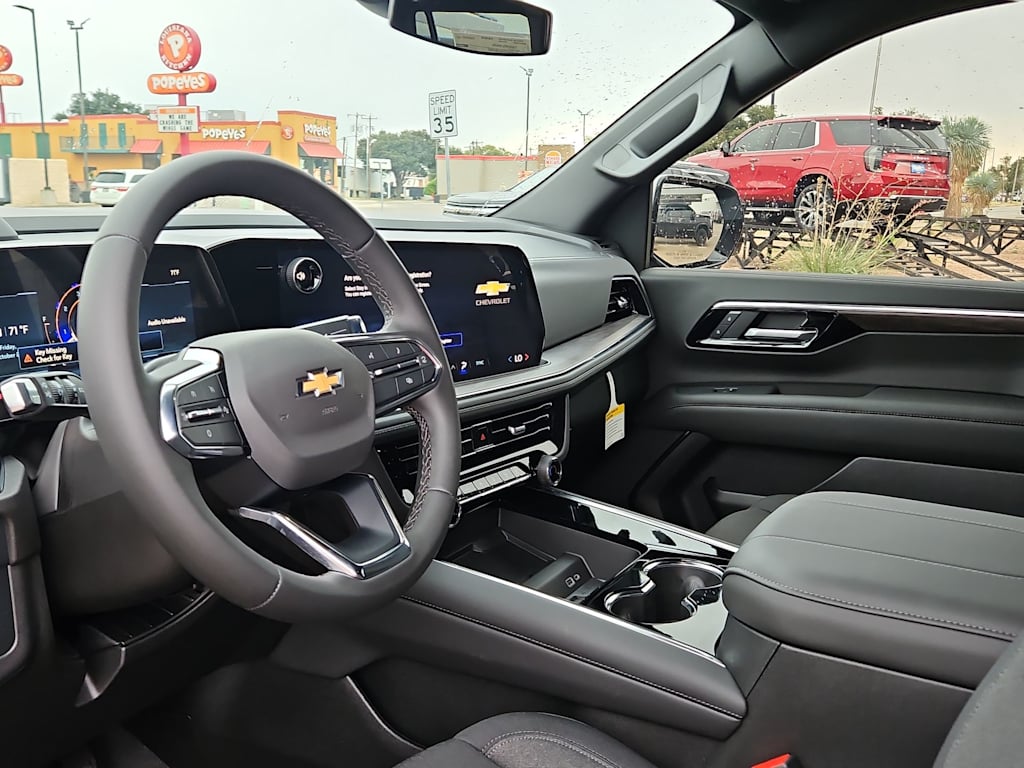 Thumbnail: 2026 Chevrolet Tahoe - 2