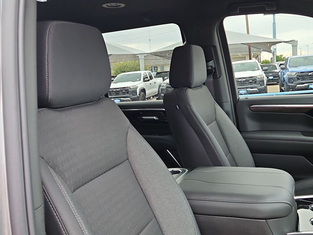 Thumbnail: 2026 Chevrolet Tahoe - 23