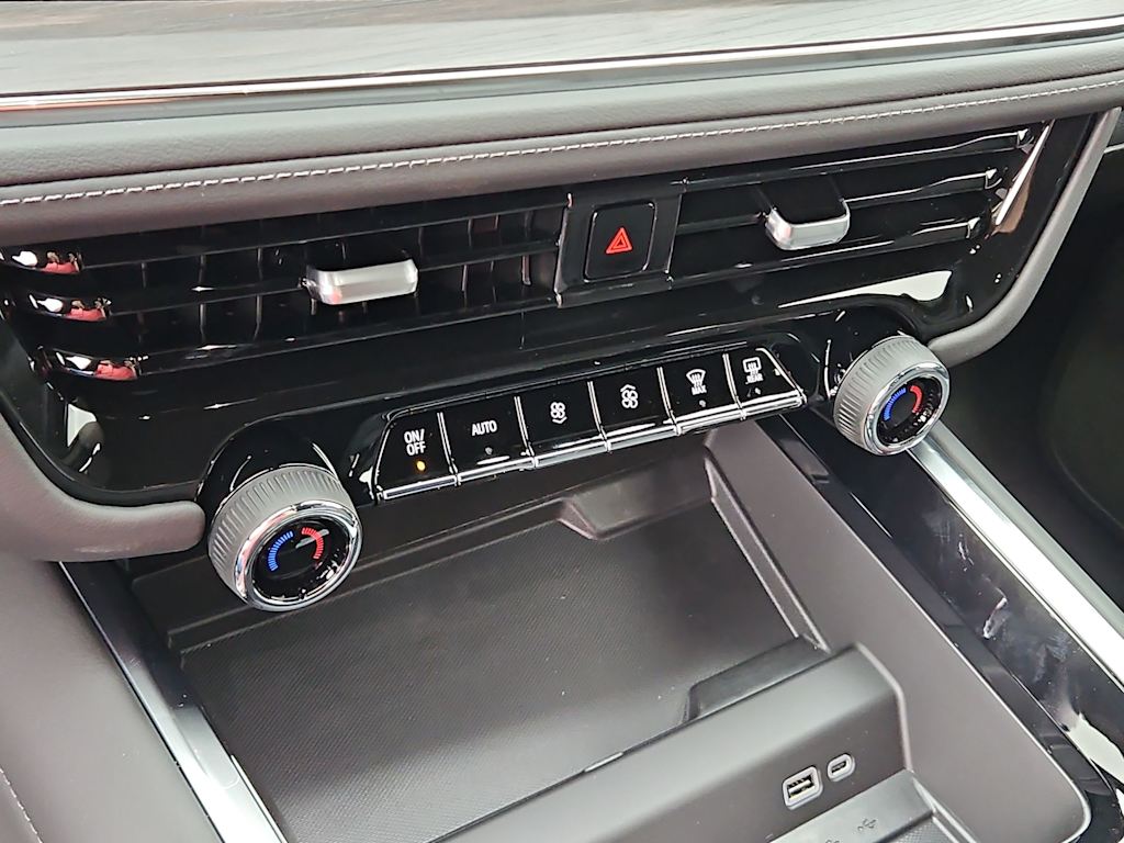 Thumbnail: 2026 Chevrolet Tahoe - 25