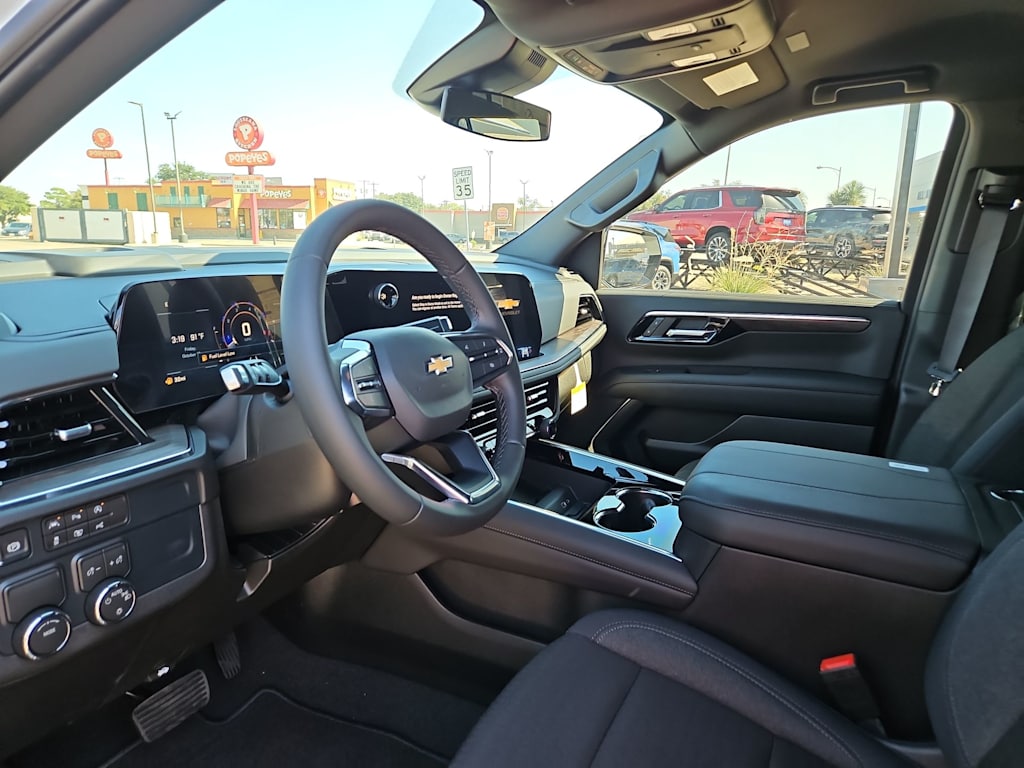 Thumbnail: 2026 Chevrolet Tahoe - 2