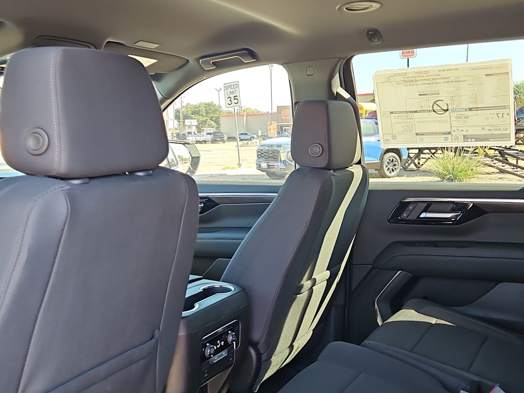 Thumbnail: 2026 Chevrolet Tahoe - 12