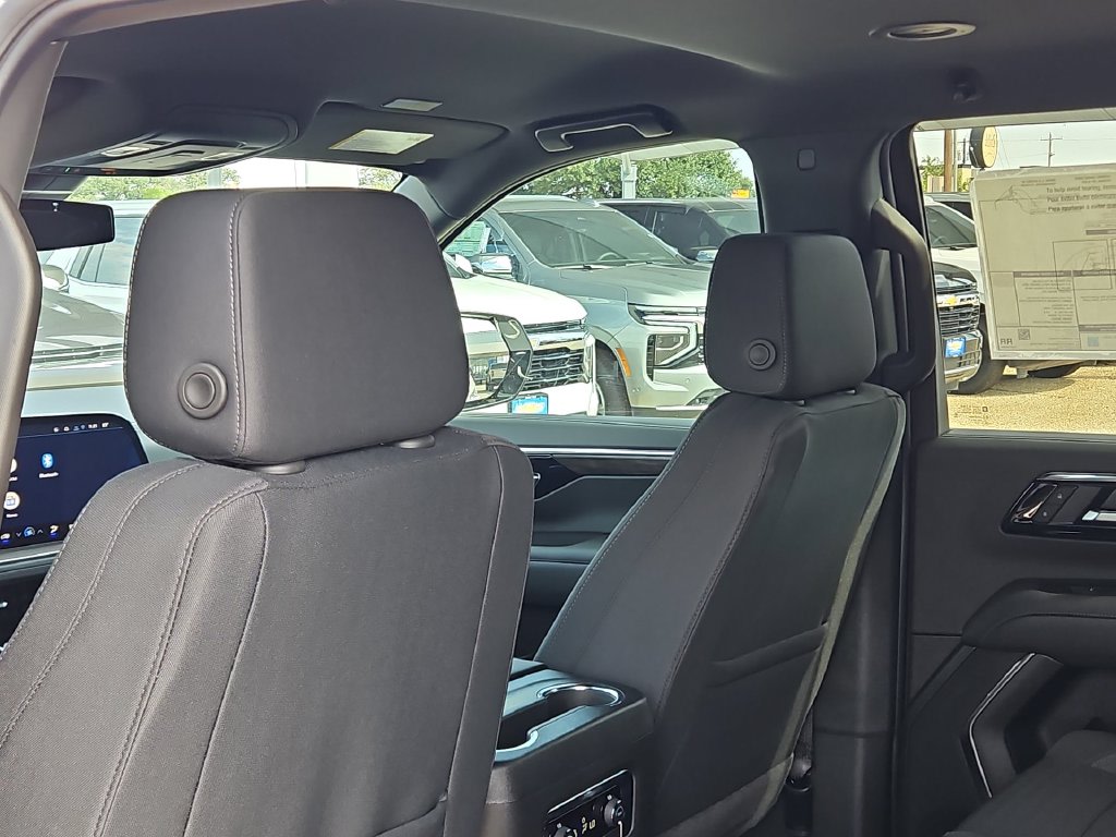 Thumbnail: 2027 Chevrolet Tahoe - 10