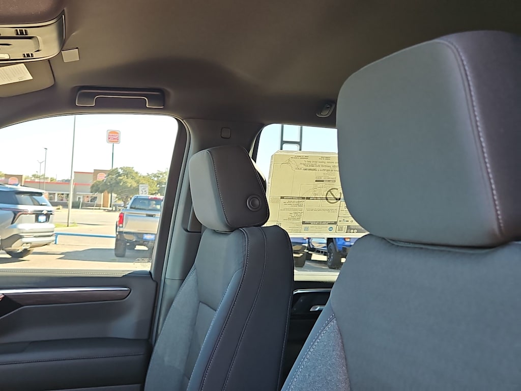 Thumbnail: 2026 Chevrolet Tahoe - 22