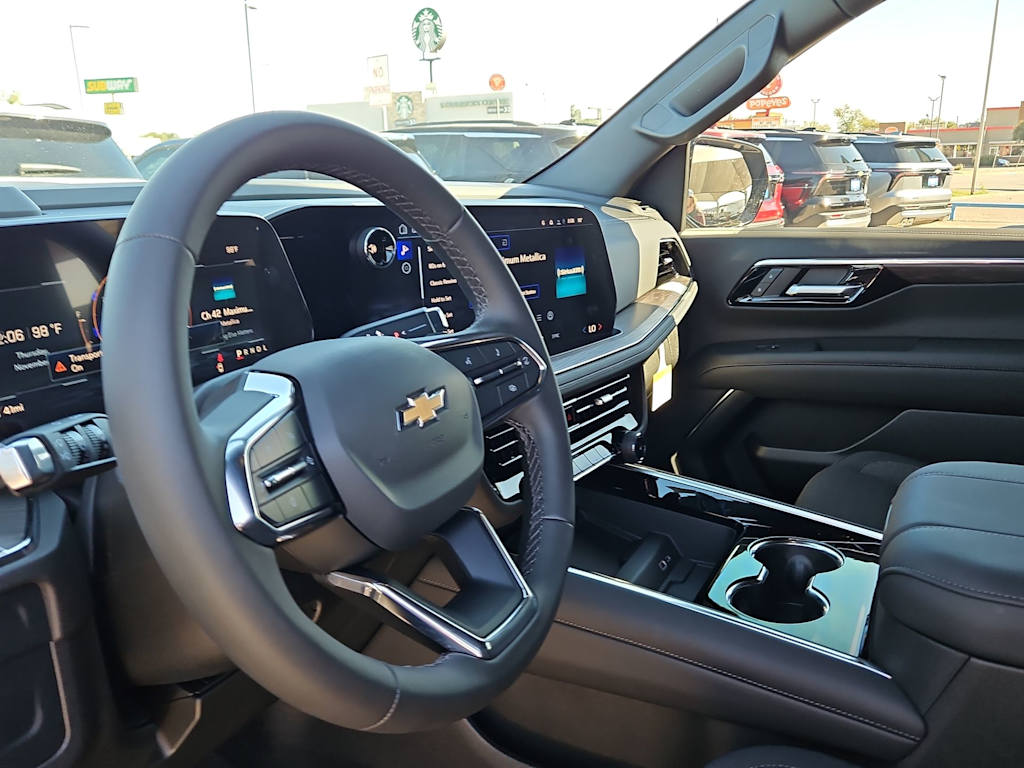 Thumbnail: 2026 Chevrolet Tahoe - 2