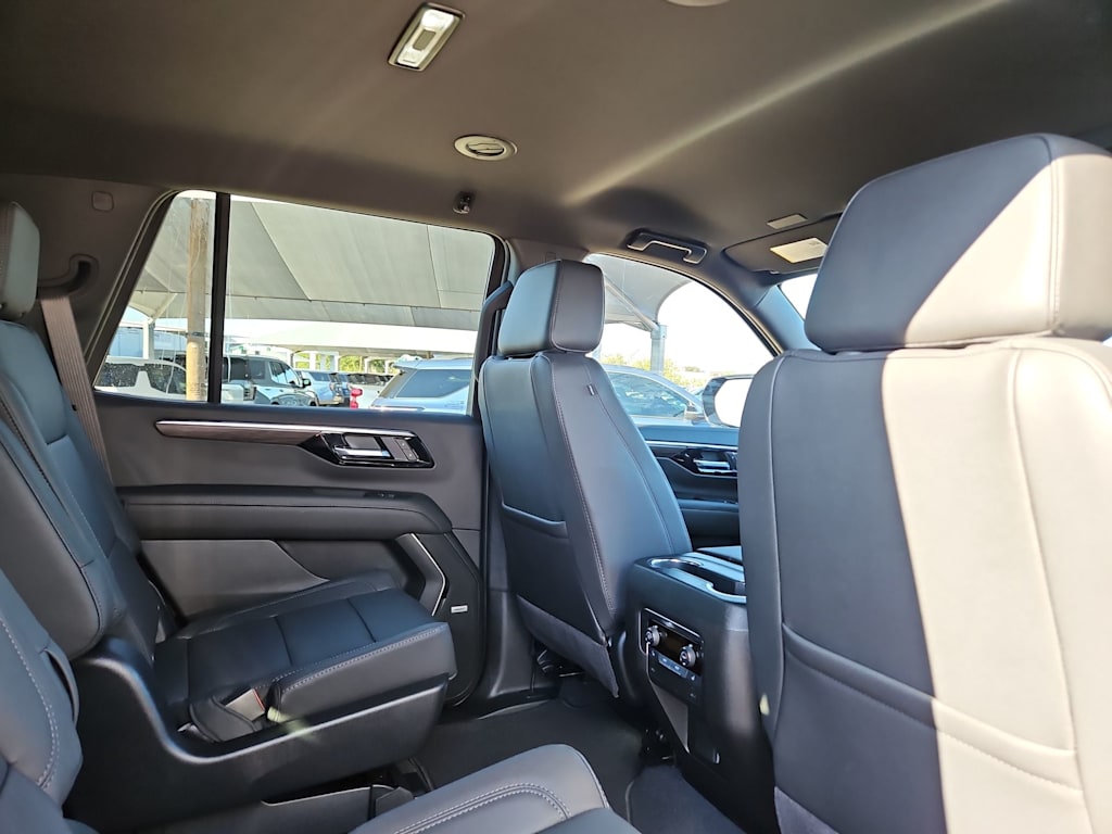 Thumbnail: 2026 Chevrolet Tahoe - 23