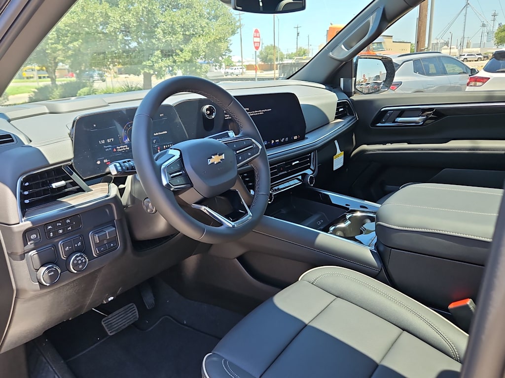 Thumbnail: 2025 Chevrolet Tahoe - 2