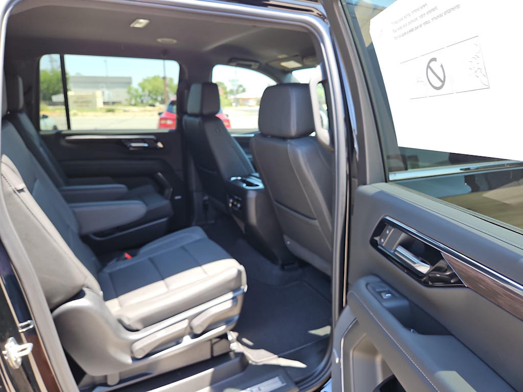 Thumbnail: 2025 Chevrolet Suburban - 11