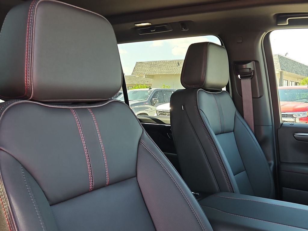 Thumbnail: 2026 Chevrolet Suburban - 22