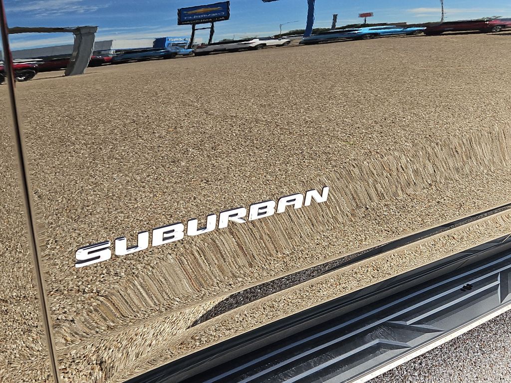 Thumbnail: 2026 Chevrolet Suburban - 6