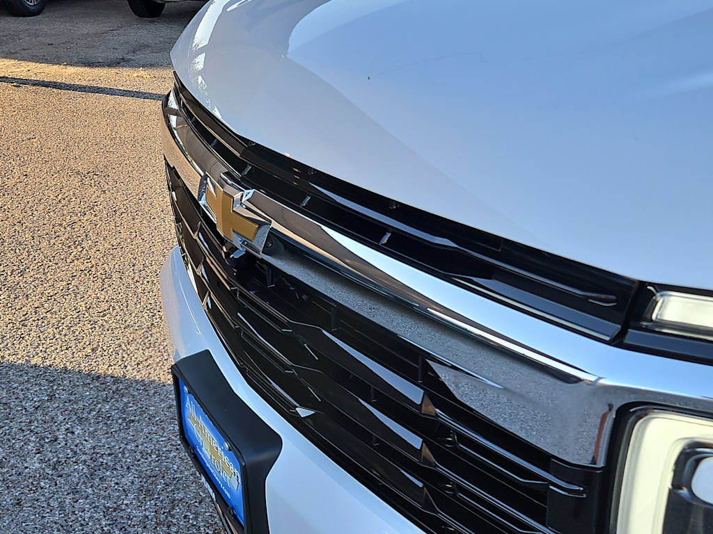 Thumbnail: 2026 Chevrolet Tahoe - 22