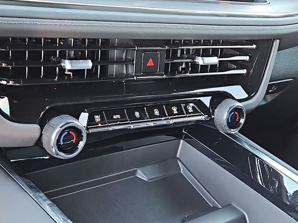 Thumbnail: 2026 Chevrolet Tahoe - 25