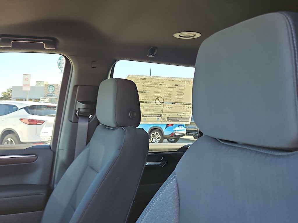 Thumbnail: 2026 Chevrolet Tahoe - 9