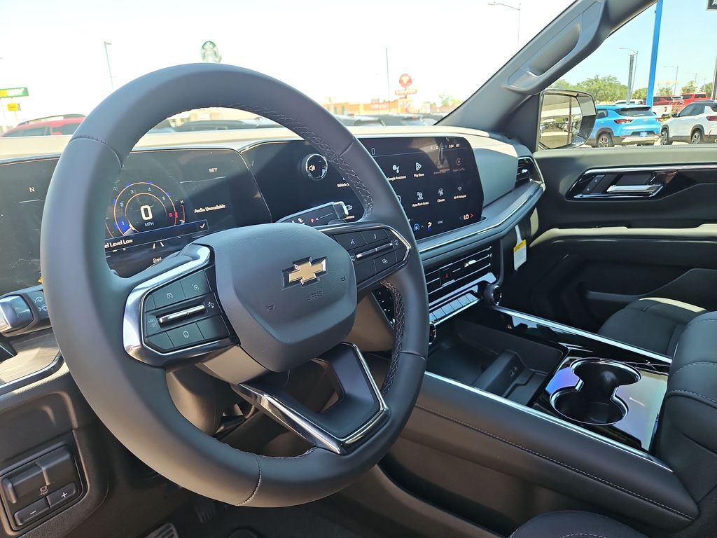 Thumbnail: 2026 Chevrolet Tahoe - 2