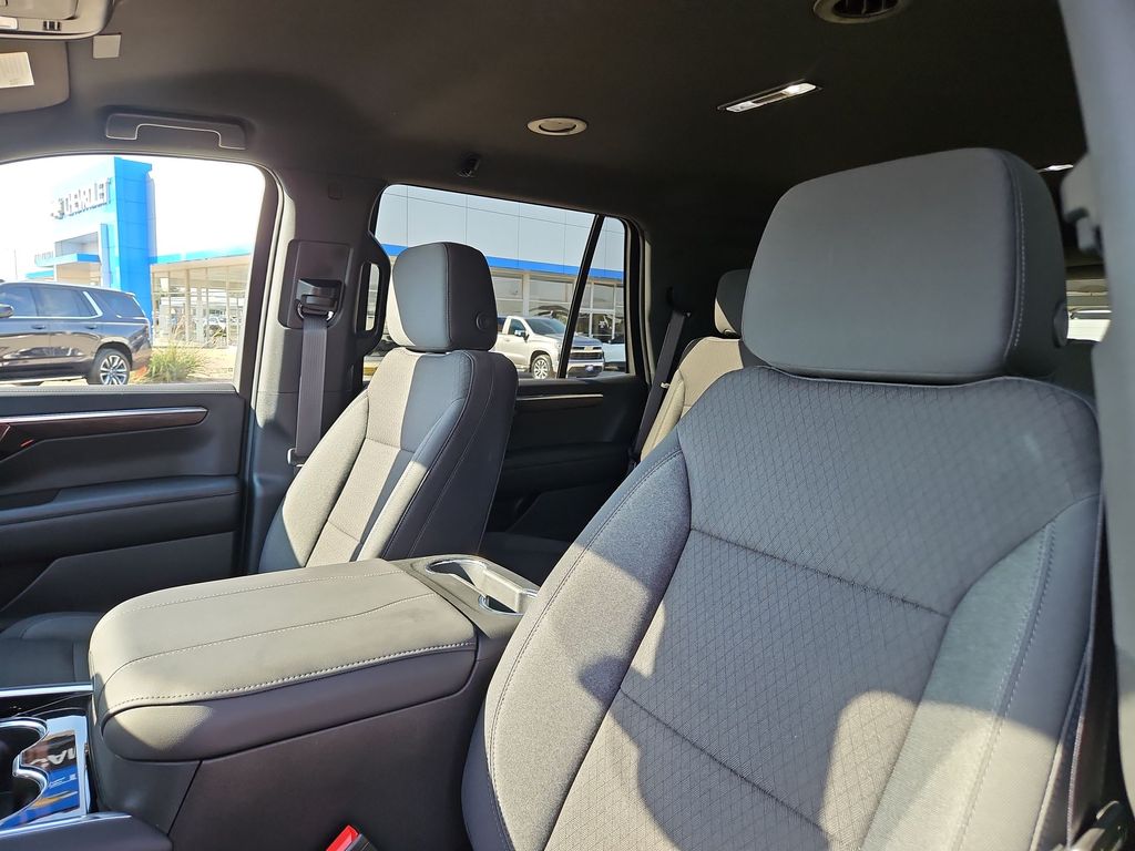 Thumbnail: 2026 Chevrolet Tahoe - 11