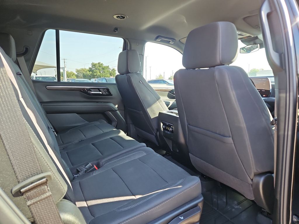 Thumbnail: 2026 Chevrolet Tahoe - 12